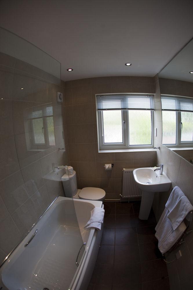 Brentwood Guest House Hotel Exterior photo
